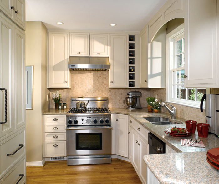 Small Kitchen Design with Off White Cabinets - Decora