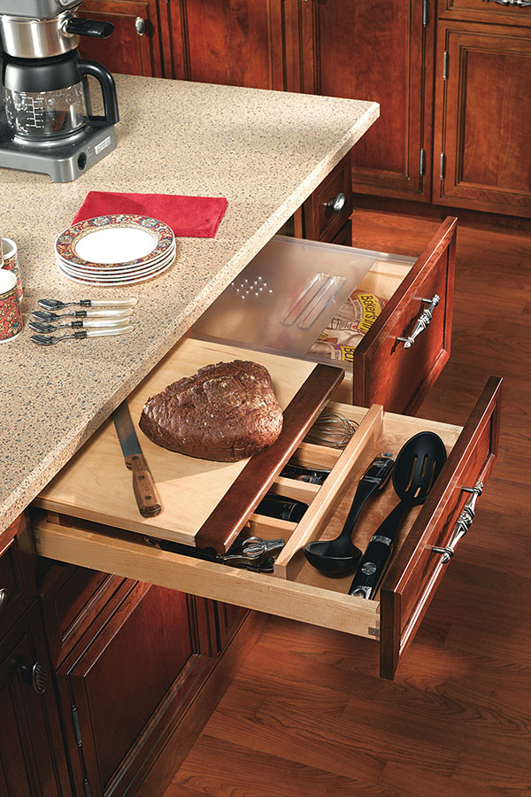 Cutting Board with Cutlery Divider - Decora Cabinetry