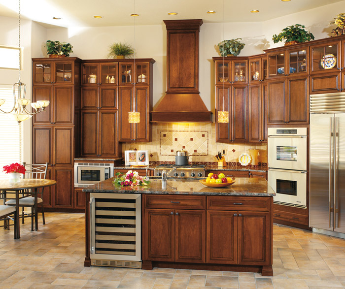 Cherry Cabinets In A Traditional Kitchen Decora