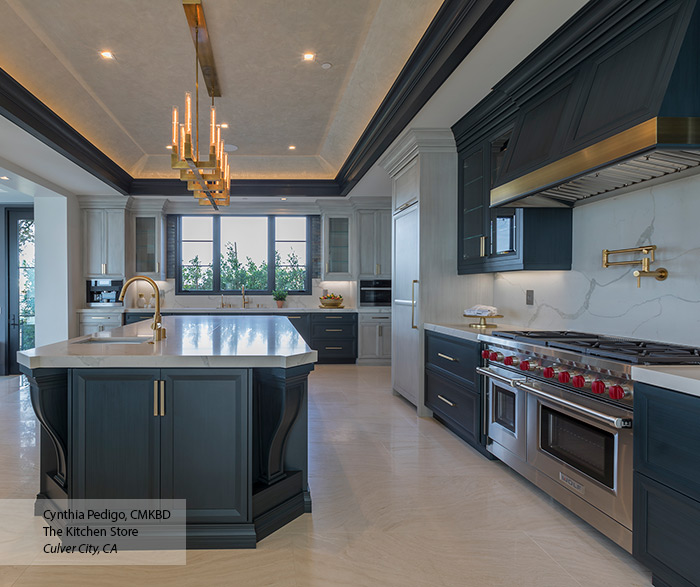 transitional_painted_maple_kitchen_cabinets