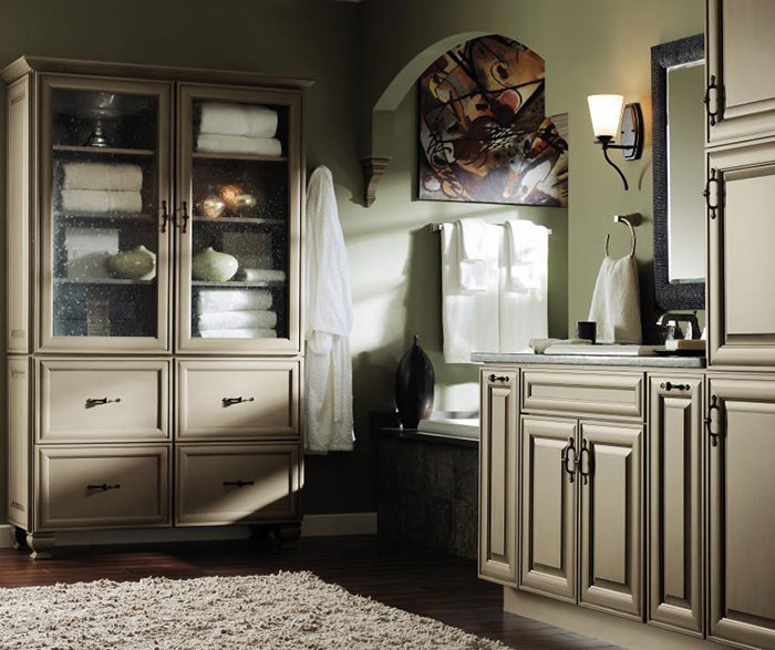 Casual bathroom storage cabinets by Decora Cabinetry
